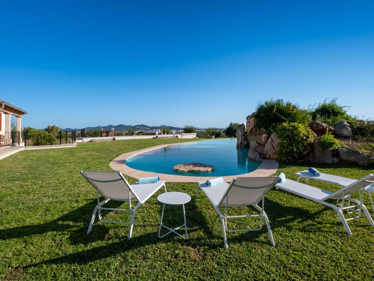 Country House for Sale in Manacor, Balearic Islands 8