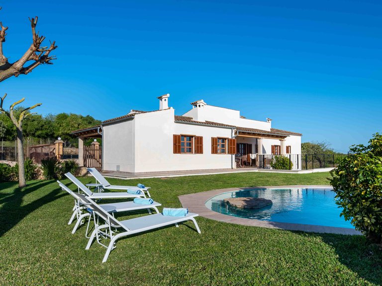 Country House for Sale in Manacor, Balearic Islands 36