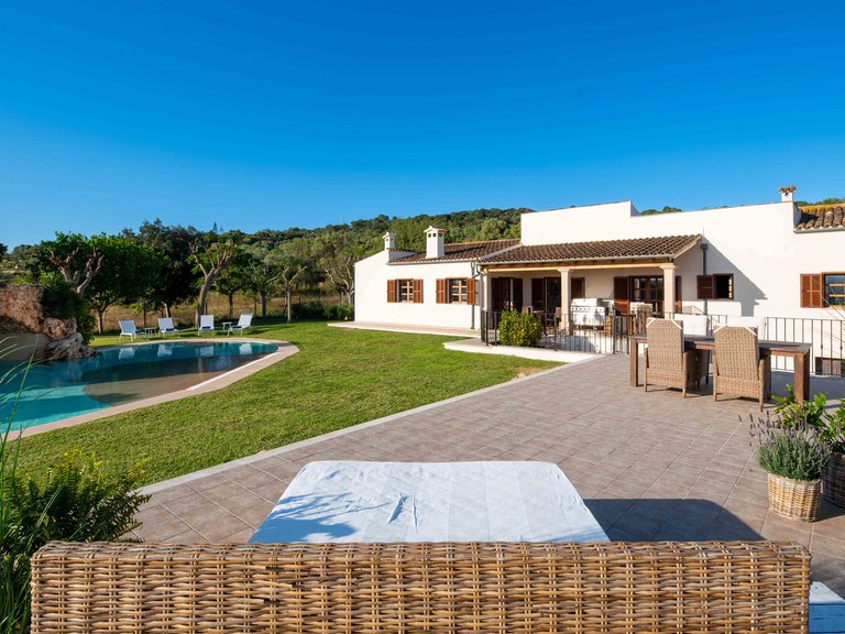 Country House for Sale in Manacor, Balearic Islands 39