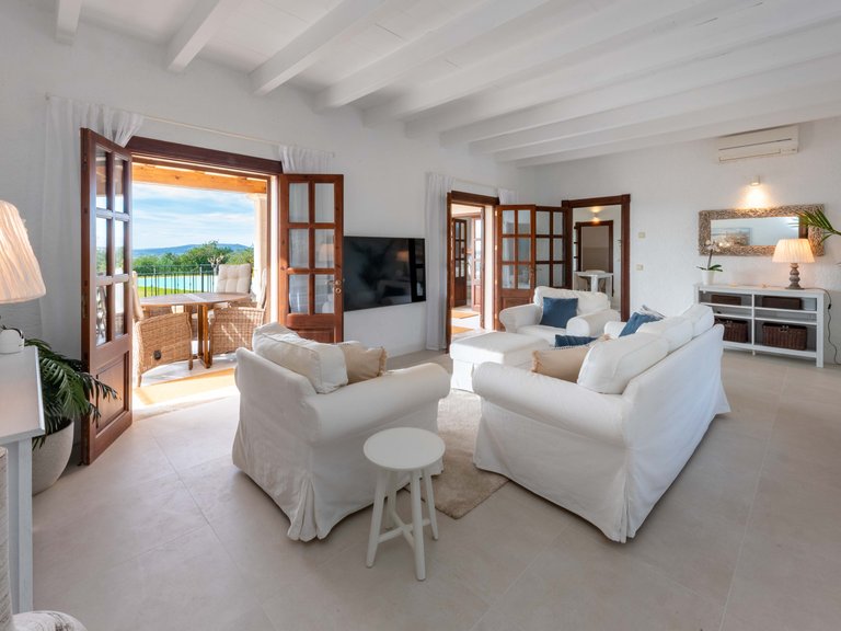 Country House for Sale in Manacor, Balearic Islands 9