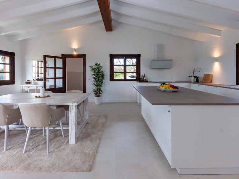 Country House for Sale in Manacor, Balearic Islands 13