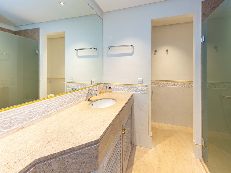 Apartment for Sale in Bendinat, Balearic Islands 21