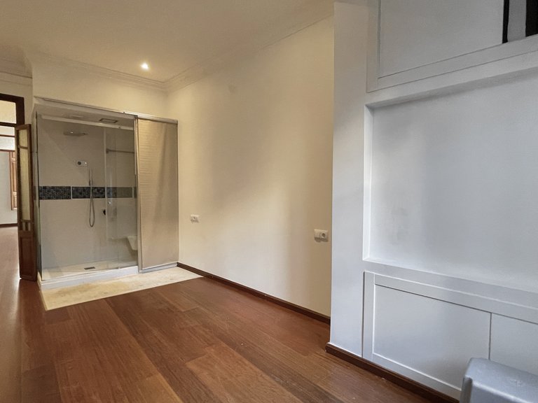 Apartment for Sale in Palma De Mallorca, Balearic Islands 8