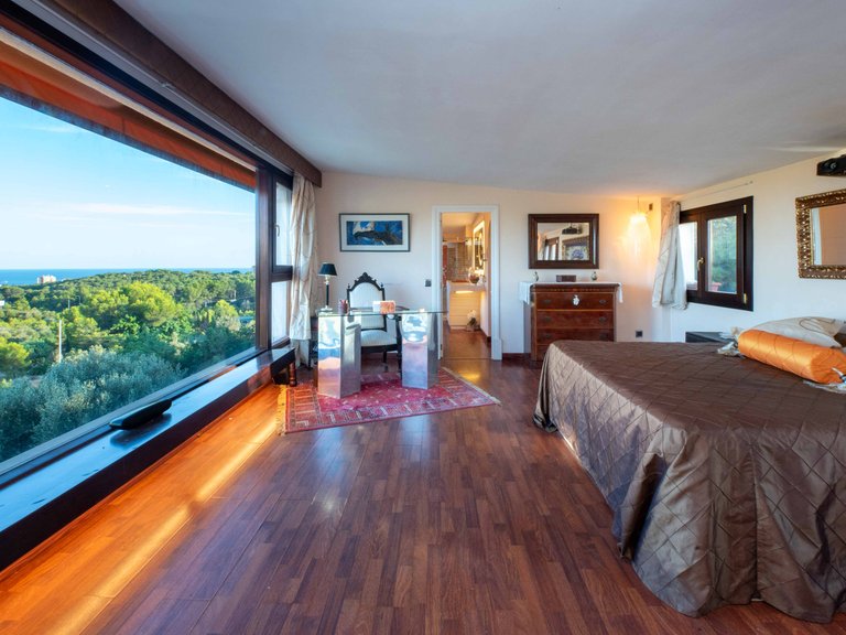 Villa for Sale in Gènova, Balearic Islands 10