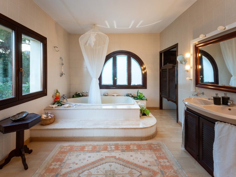 Villa for Sale in Gènova, Balearic Islands 17