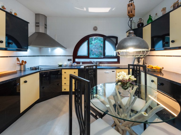 Villa for Sale in Gènova, Balearic Islands 14