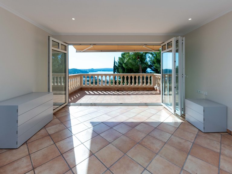 Villa for Sale in Paguera, Balearic Islands 10