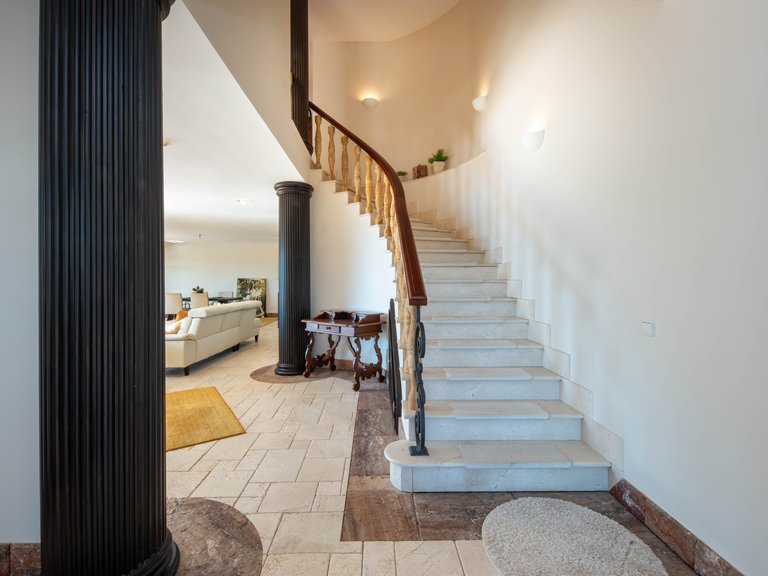 Villa for Sale in Paguera, Balearic Islands 9