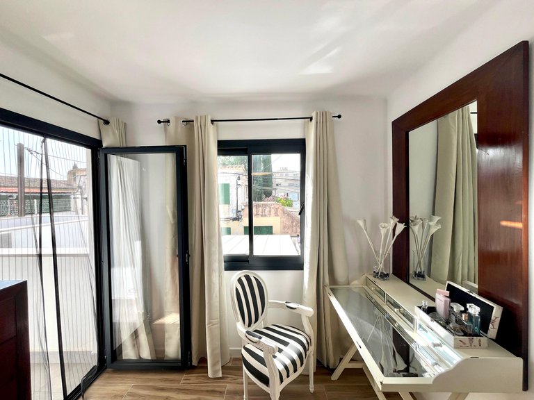 Town House for Sale in Son Rapinya, Balearic Islands 14