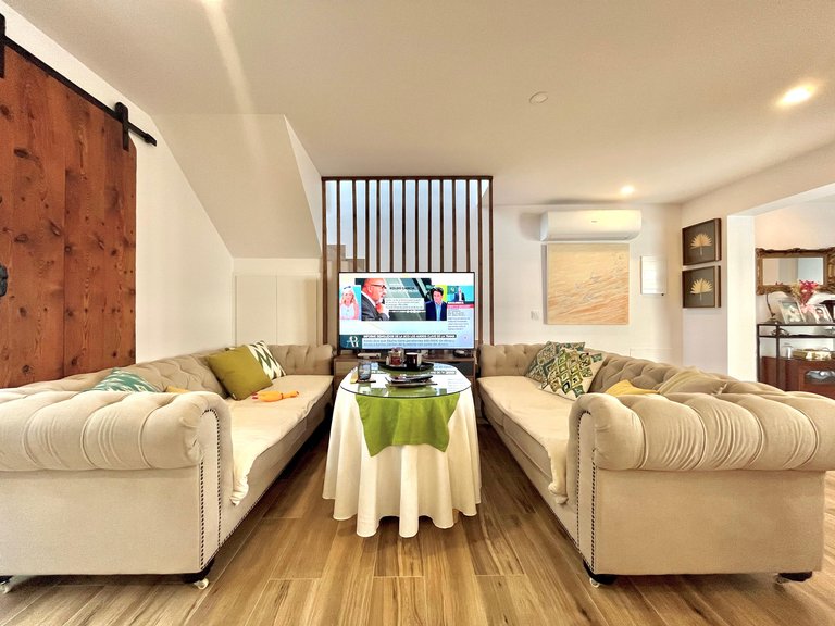 Town House for Sale in Son Rapinya, Balearic Islands 3