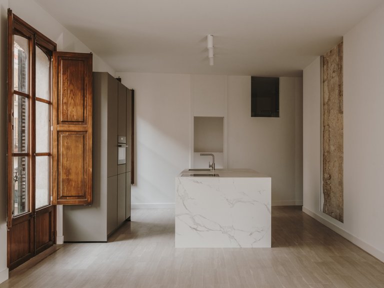 Apartment for Rent in Palma De Mallorca, Balearic Islands 2