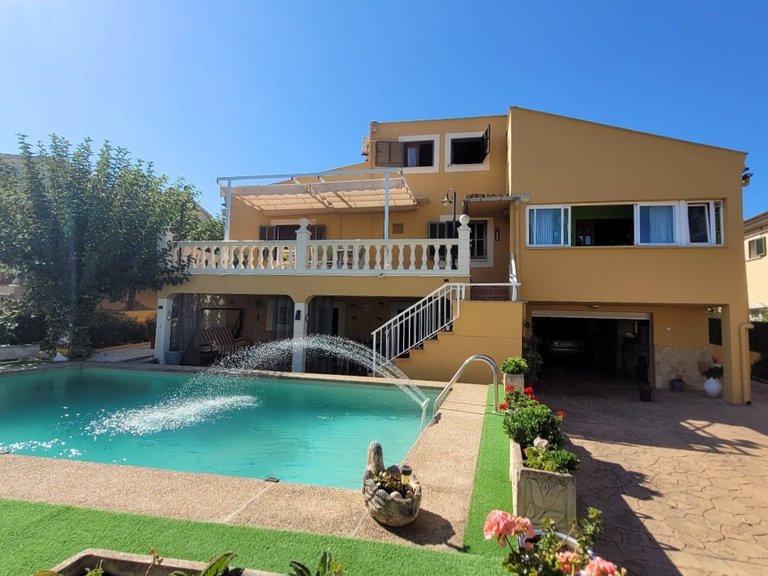 Villa for Sale in Badia Blava, Balearic Islands 1