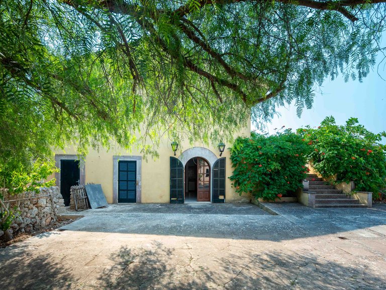 Country House for Sale in Santanyí, Balearic Islands 3