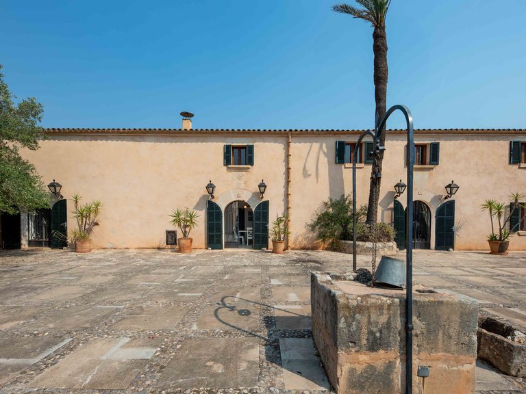 Country House for Sale in Santanyí, Balearic Islands 8