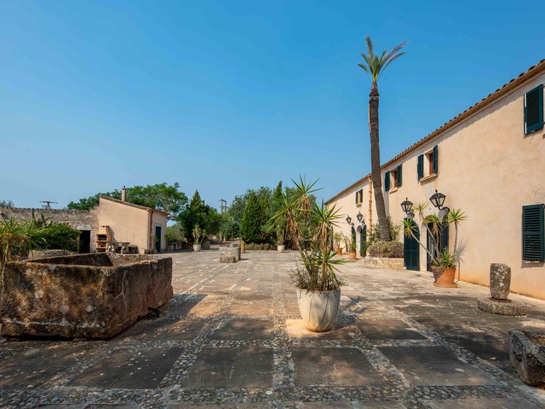 Country House for Sale in Santanyí, Balearic Islands 12