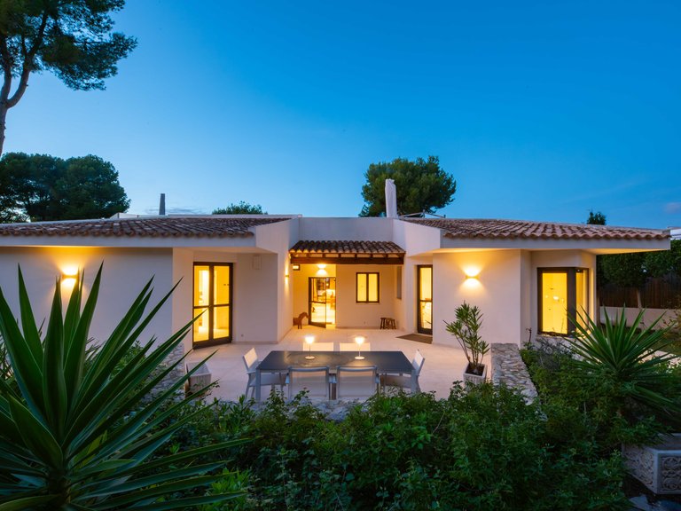Villa for Sale in Santa Ponsa, Balearic Islands 24