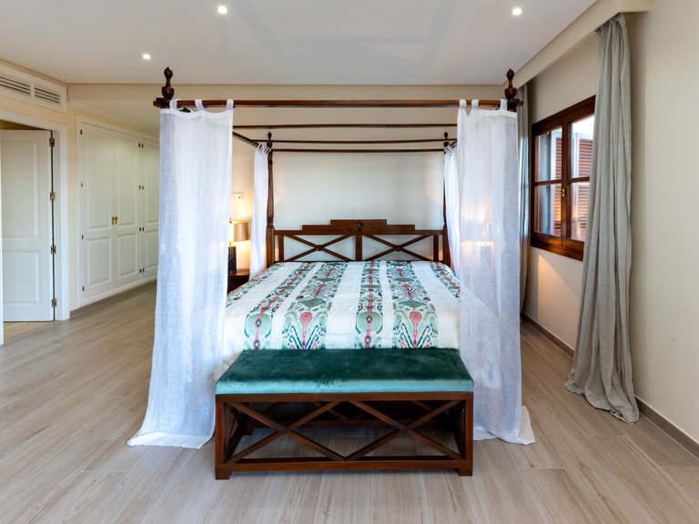Villa for Sale in Bendinat, Balearic Islands 20