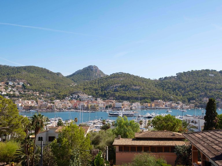 Villa for Sale in Puerto De Andratx, Balearic Islands 32