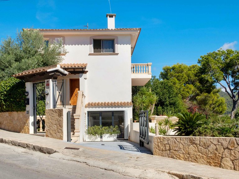 Villa for Sale in Puerto De Andratx, Balearic Islands 30