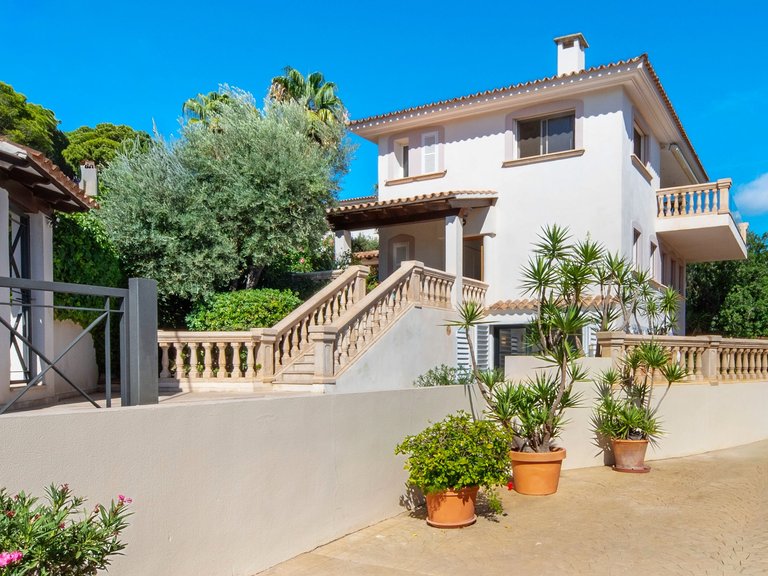 Villa for Sale in Puerto De Andratx, Balearic Islands 2
