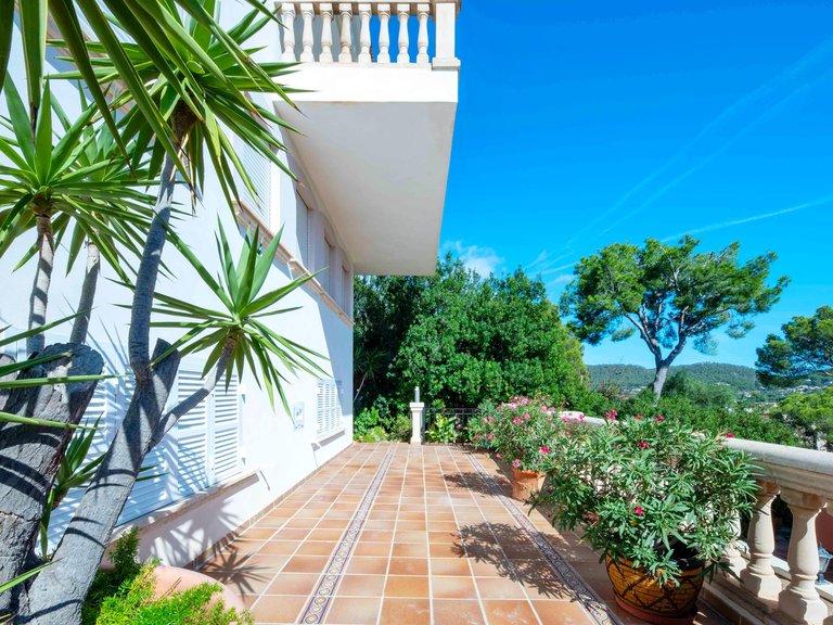 Villa for Sale in Puerto De Andratx, Balearic Islands 28