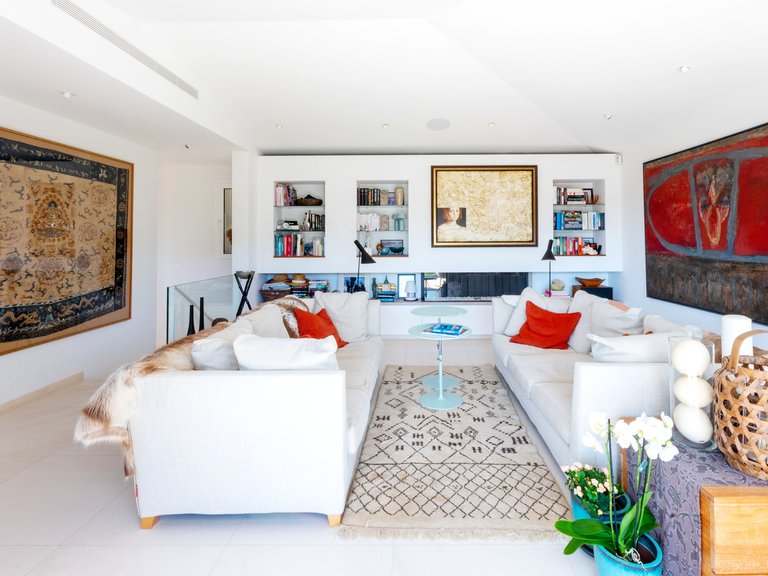 Villa for Sale in Puerto De Andratx, Balearic Islands 5