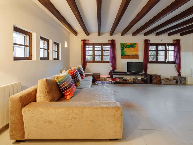 Country House for Sale in Campos, Balearic Islands 9