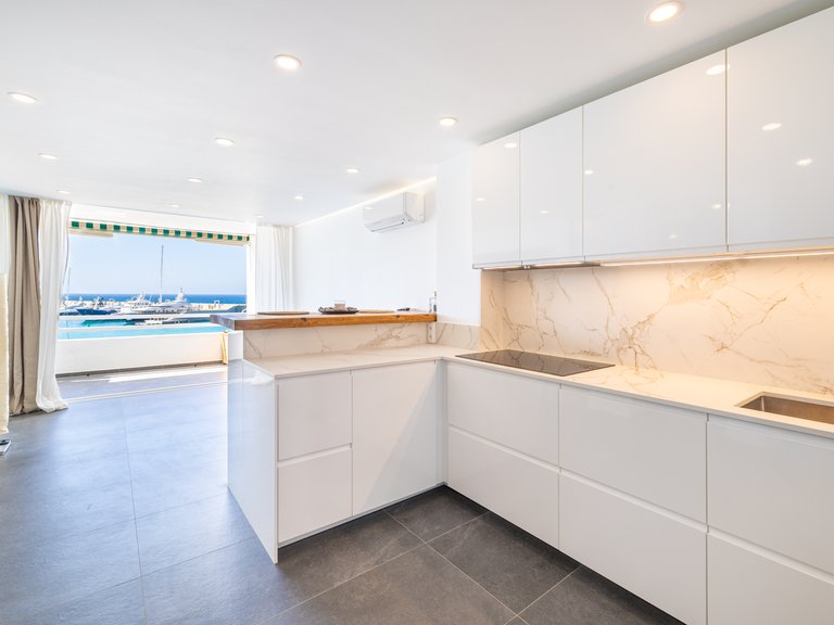 Apartment for Rent in El Toro, Balearic Islands 7