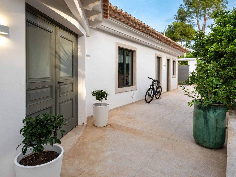 Villa for Sale in Santa Ponsa, Balearic Islands 6