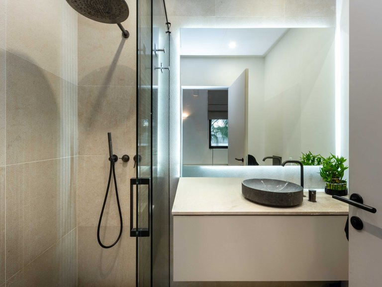 Villa for Sale in Santa Ponsa, Balearic Islands 22