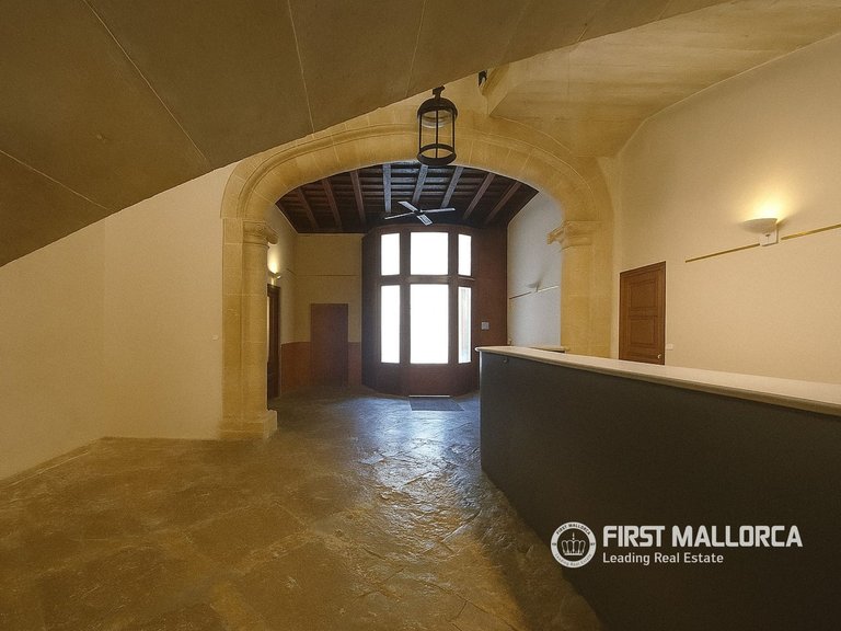 Town House for Sale in Llucmajor, Balearic Islands 4