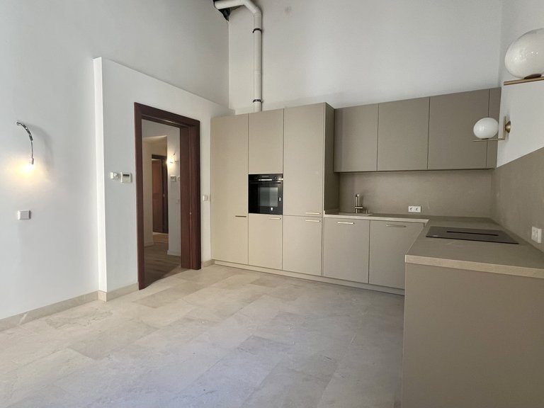 Apartment for Rent in Palma Old Town, Balearic Islands 4