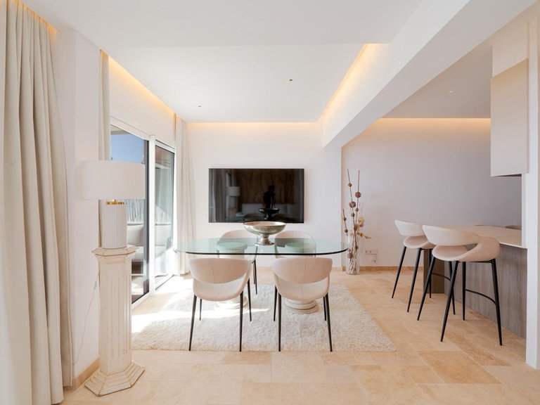 Apartment for Sale in Illetes, Balearic Islands 6