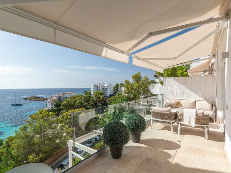 Apartment for Sale in Illetes, Balearic Islands 1