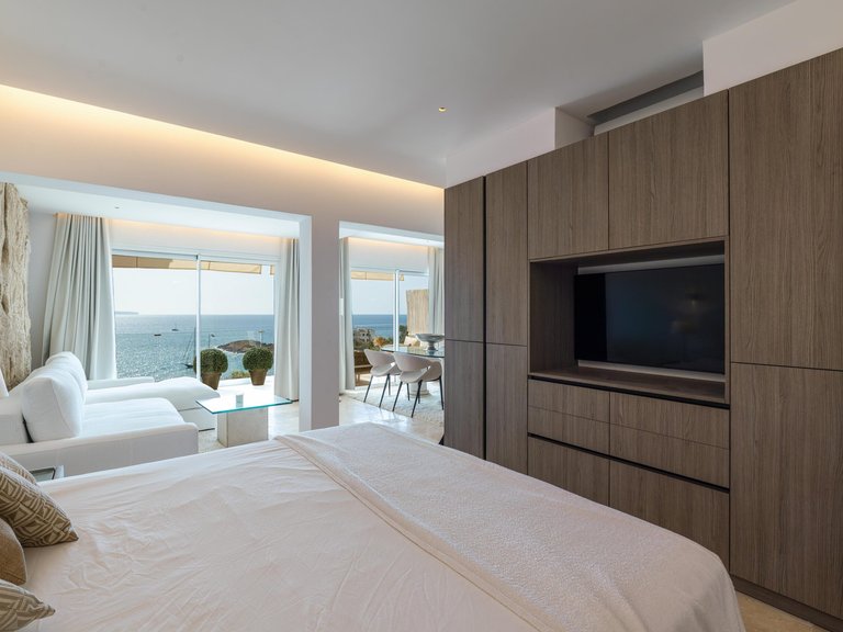 Apartment for Sale in Illetes, Balearic Islands 9