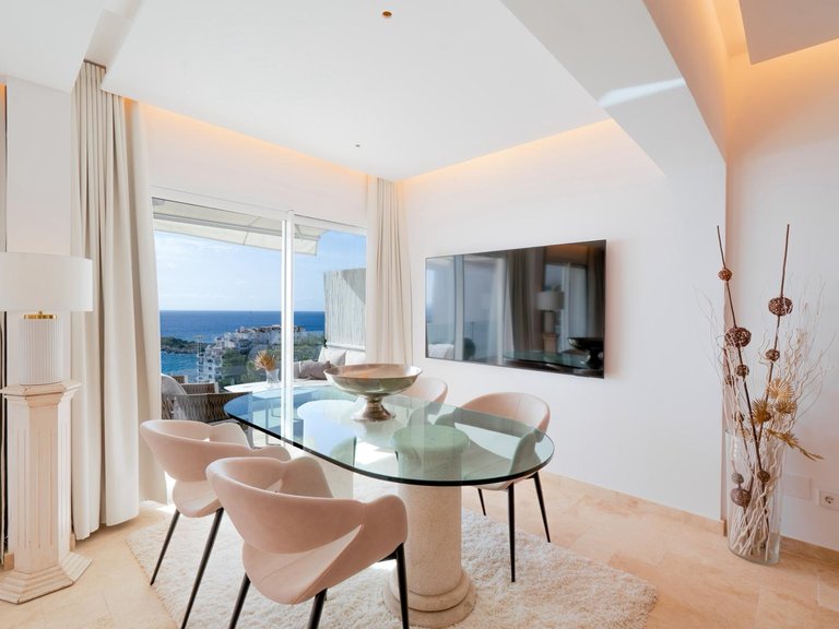 Apartment for Sale in Illetes, Balearic Islands 5