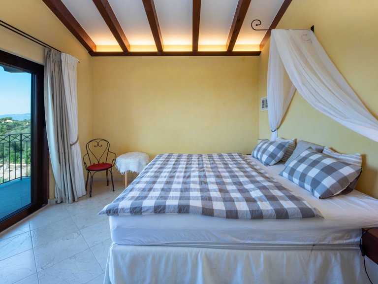 Villa for Sale in Puntiró, Balearic Islands 18