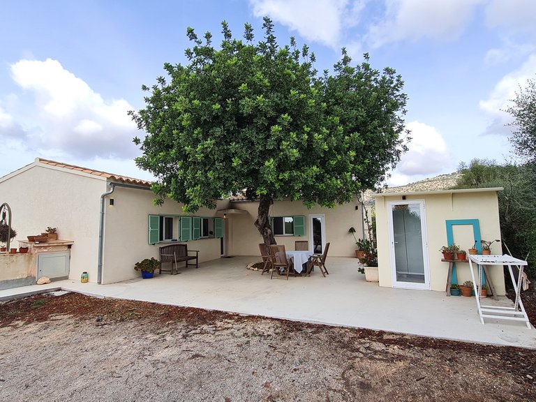 Country House for Sale in Llucmajor, Balearic Islands 1