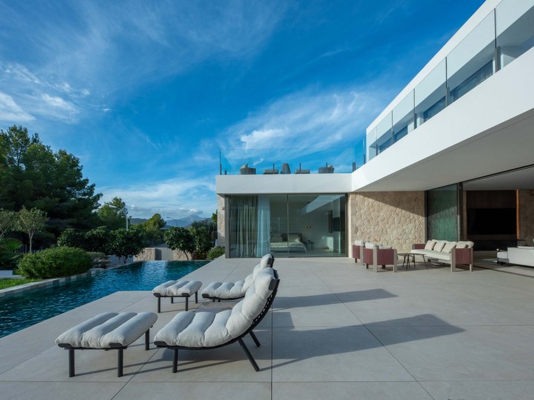 Villa for Sale in Cala Vinyas, Balearic Islands 12