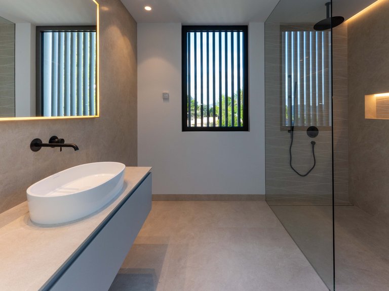 Villa for Sale in Cala Vinyas, Balearic Islands 32