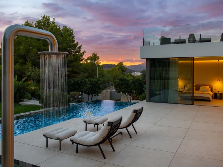 Villa for Sale in Cala Vinyas, Balearic Islands 8