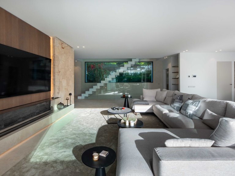 Villa for Sale in Cala Vinyas, Balearic Islands 18