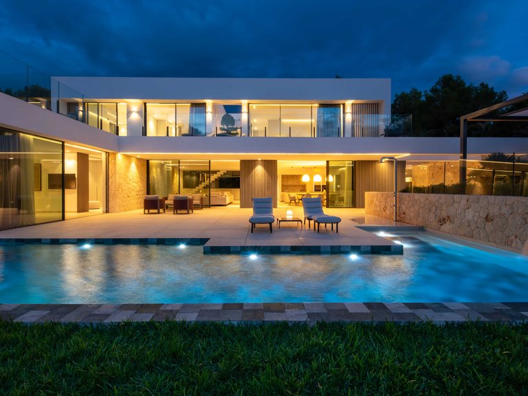 Villa for Sale in Cala Vinyas, Balearic Islands 3