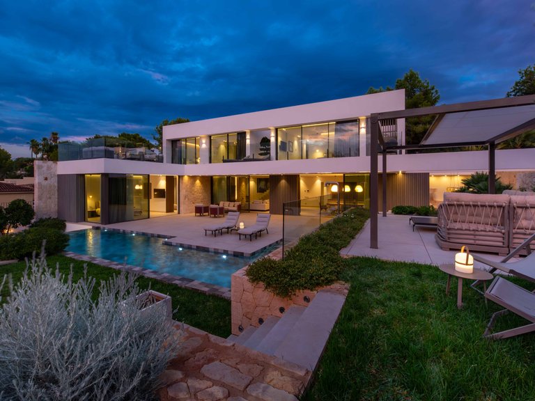 Villa for Sale in Cala Vinyas, Balearic Islands 4