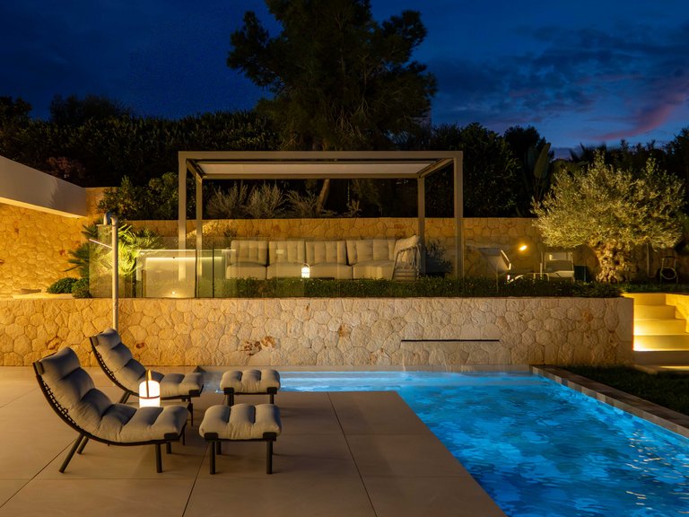 Villa for Sale in Cala Vinyas, Balearic Islands 5