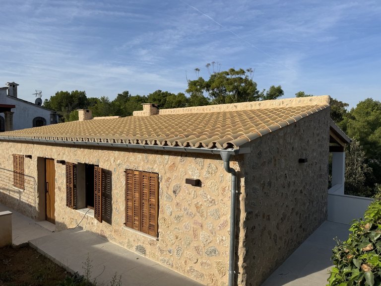Villa for Sale in Bonaire, Balearic Islands 1