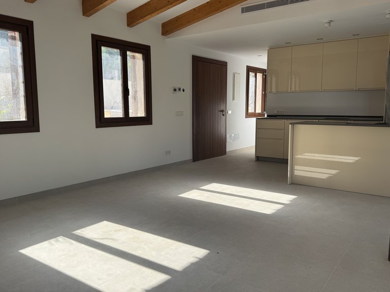 Villa for Sale in Bonaire, Balearic Islands 5