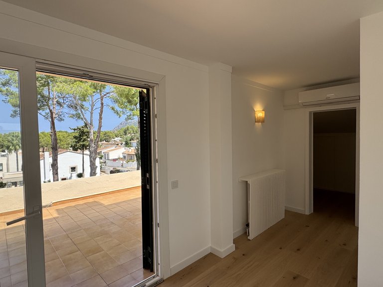 Villa for Sale in Bonaire, Balearic Islands 15