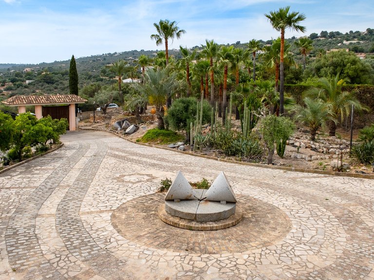 Villa for Sale in Puntiró, Balearic Islands 21