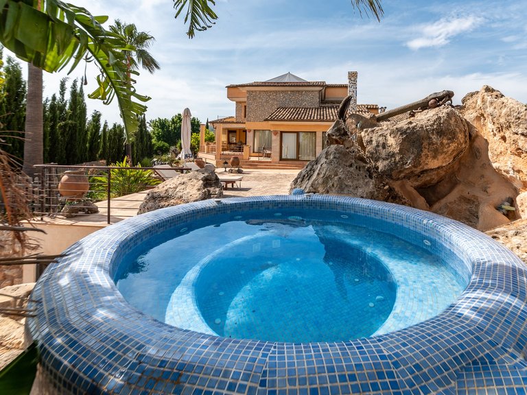 Villa for Sale in Puntiró, Balearic Islands 16